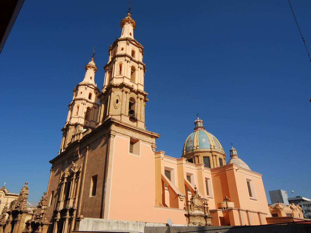 Basílica Catedral de la Madre Santísima de la Luz