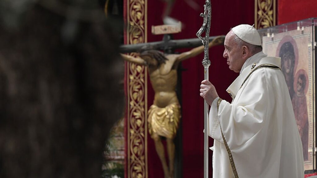 Vía Crucis en el Vaticano 2022 en vivo. Papa Francisco lo encabeza Foto: Especial